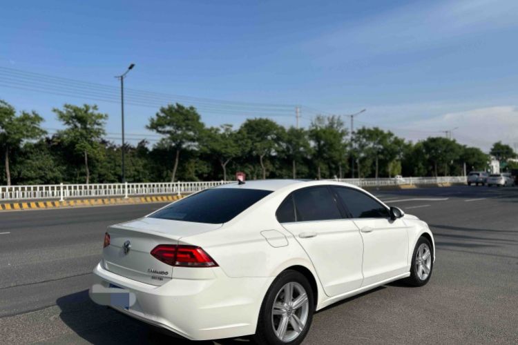 Used Volkswagen Lamando 2017 280TSI DSG Comfort Edition Exterior 9