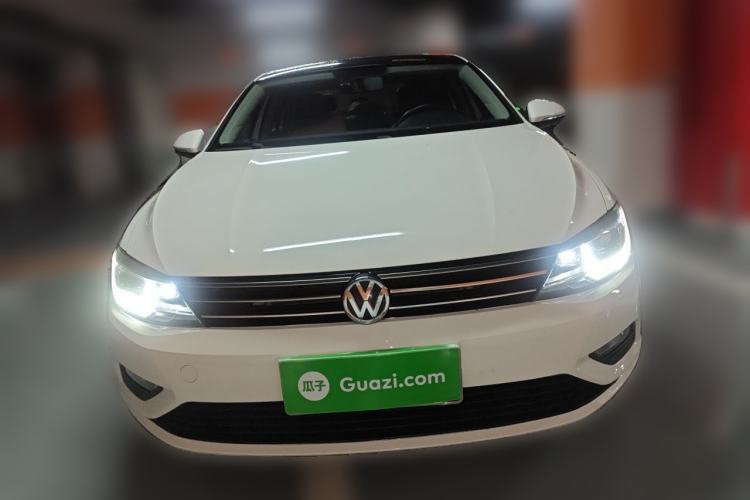 Used Volkswagen Lamando 2017 230TSI DSG Fashion Edition Front