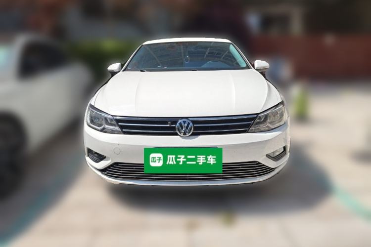 Used Volkswagen Lamando 2017 230TSI DSG Fashion Edition Front