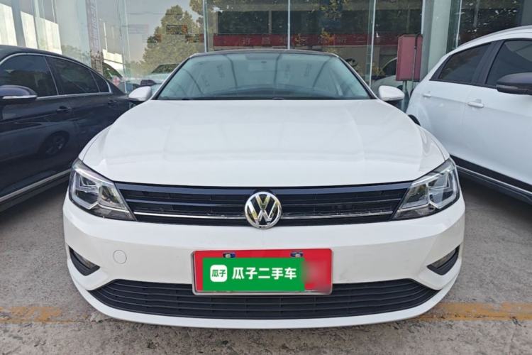 Used Volkswagen Lamando 2017 230TSI DSG Fashion Edition Front