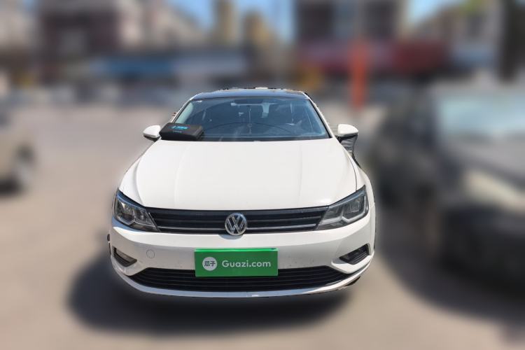 Used Volkswagen Lamando 2017 230TSI DSG Fashion Edition Front