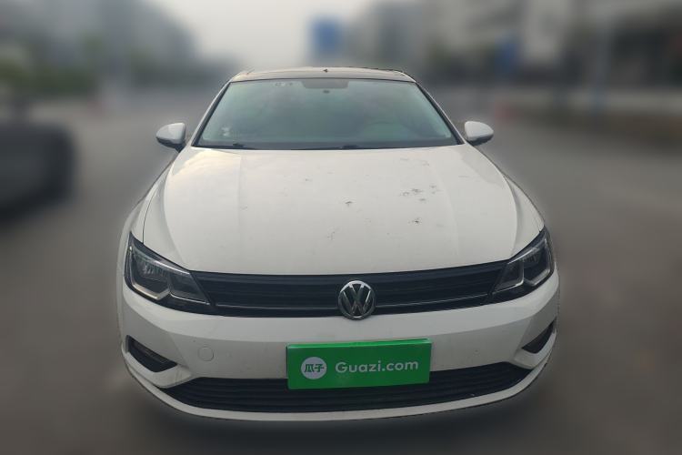 Used Volkswagen Lamando 2017 230TSI DSG Fashion Edition Front