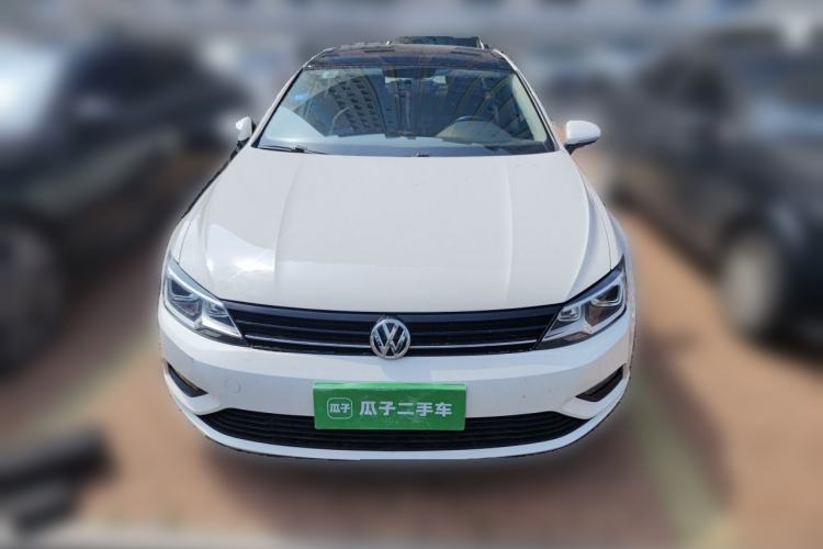 Used Volkswagen Lamando 2017 230TSI DSG Fashion Edition Front