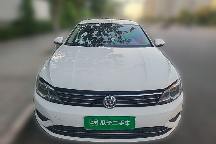Used Volkswagen Lamando 2017 230TSI DSG Fashion Edition Front
