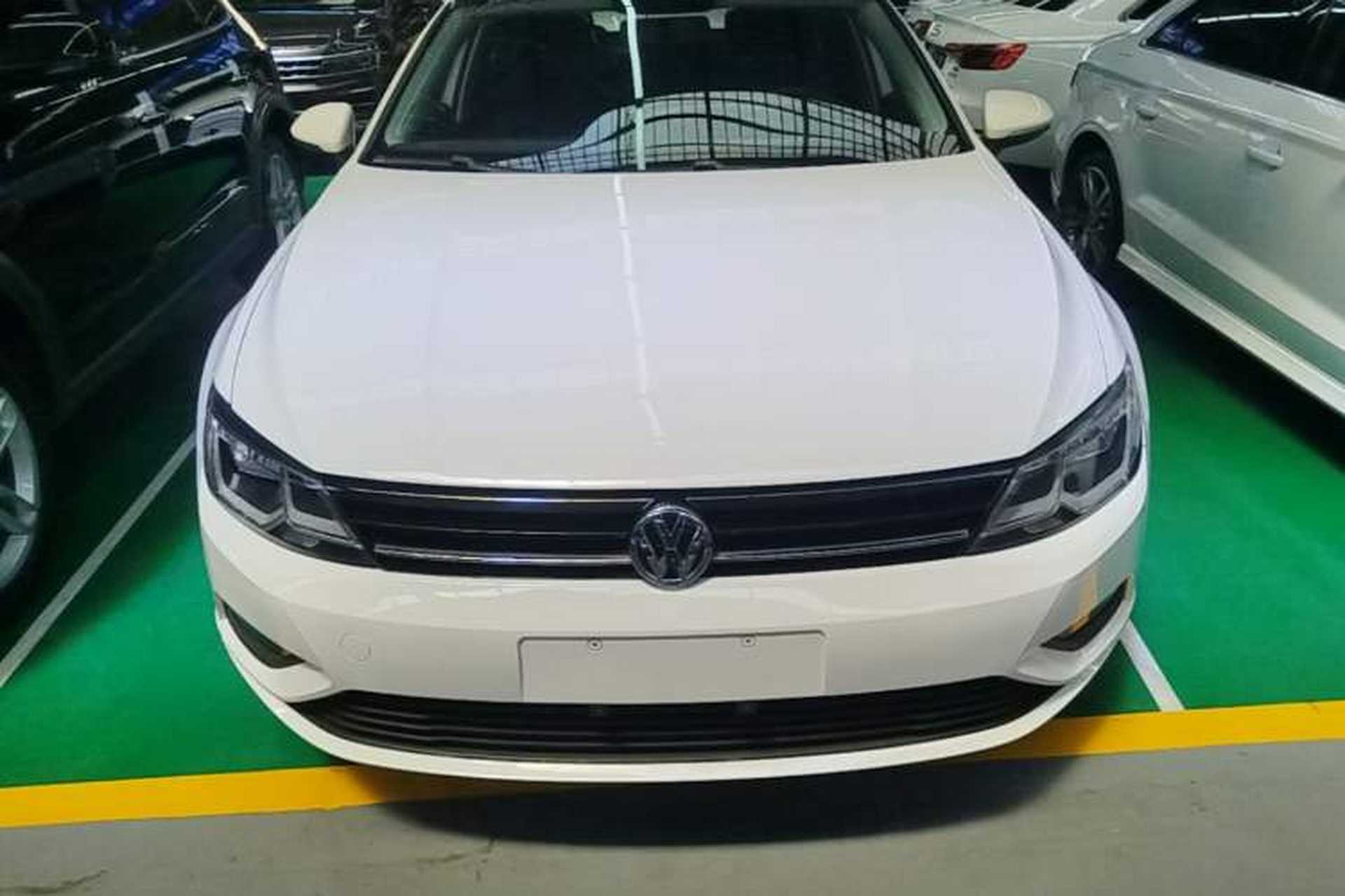 Used Volkswagen Lamando 2017 230TSI DSG Fashion Edition Front