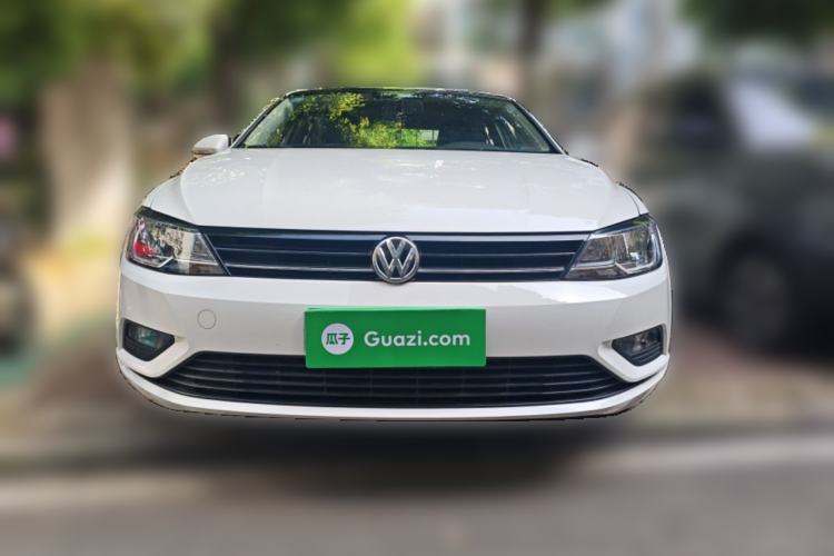 Used Volkswagen Lamando 2017 230TSI Manual Trend Edition Front