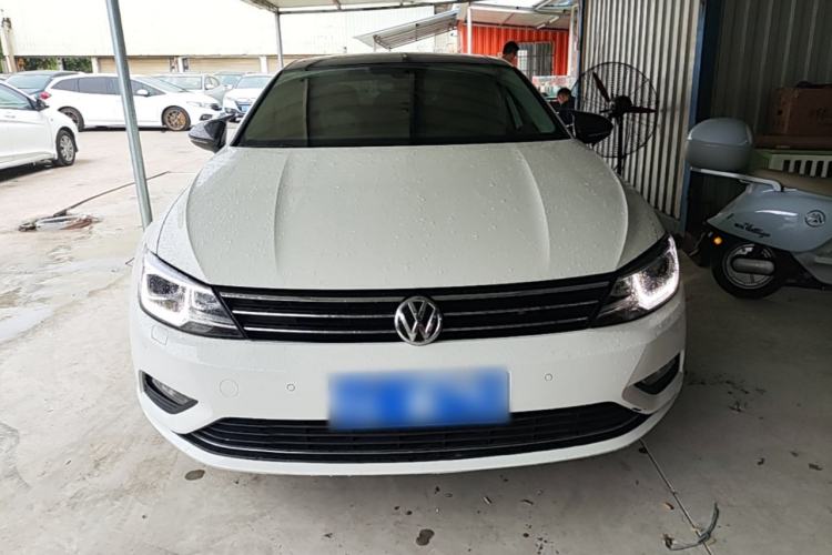 Used Volkswagen Lamando 2017 280TSI DSG Luxury Edition Front