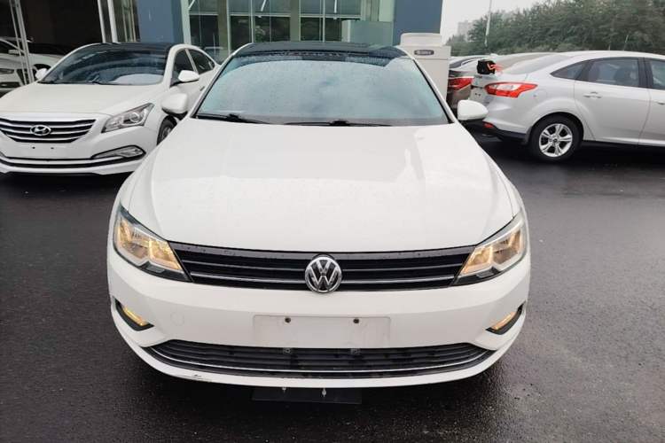 Used Volkswagen Lamando 2017 280TSI DSG Comfort Edition Front