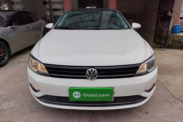 Used Volkswagen Lamando 2017 280TSI DSG Comfort Edition Front