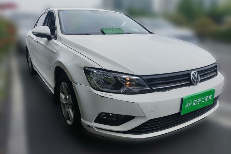 Used Volkswagen Lamando 2017 230TSI DSG Fashion Edition Front Right 45 Deg