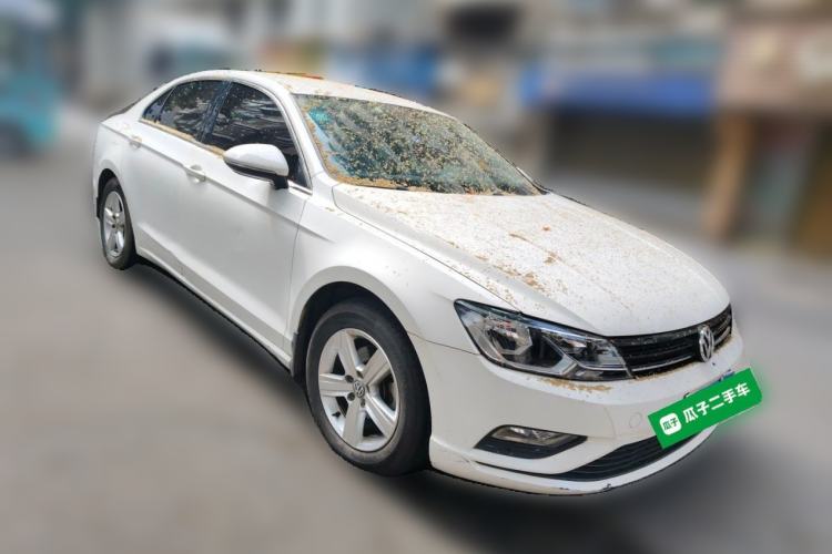 Used Volkswagen Lamando 2017 230TSI DSG Fashion Edition Front Right 45 Deg