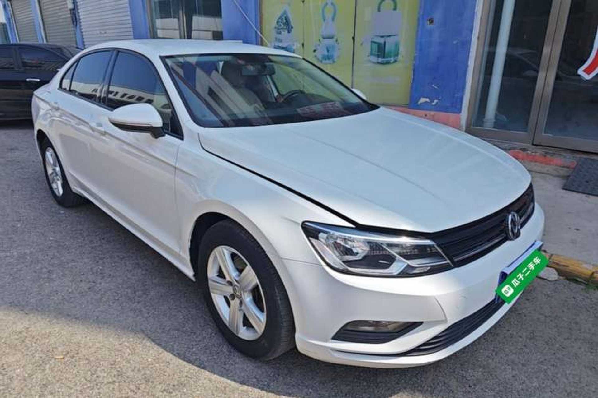 Used Volkswagen Lamando 2017 230TSI DSG Fashion Edition Front Right 45 Deg