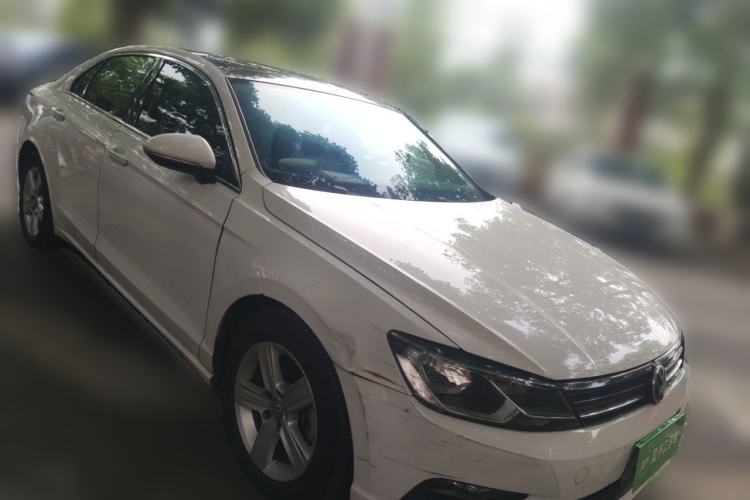 Used Volkswagen Lamando 2017 230TSI DSG Fashion Edition Front Right 45 Deg