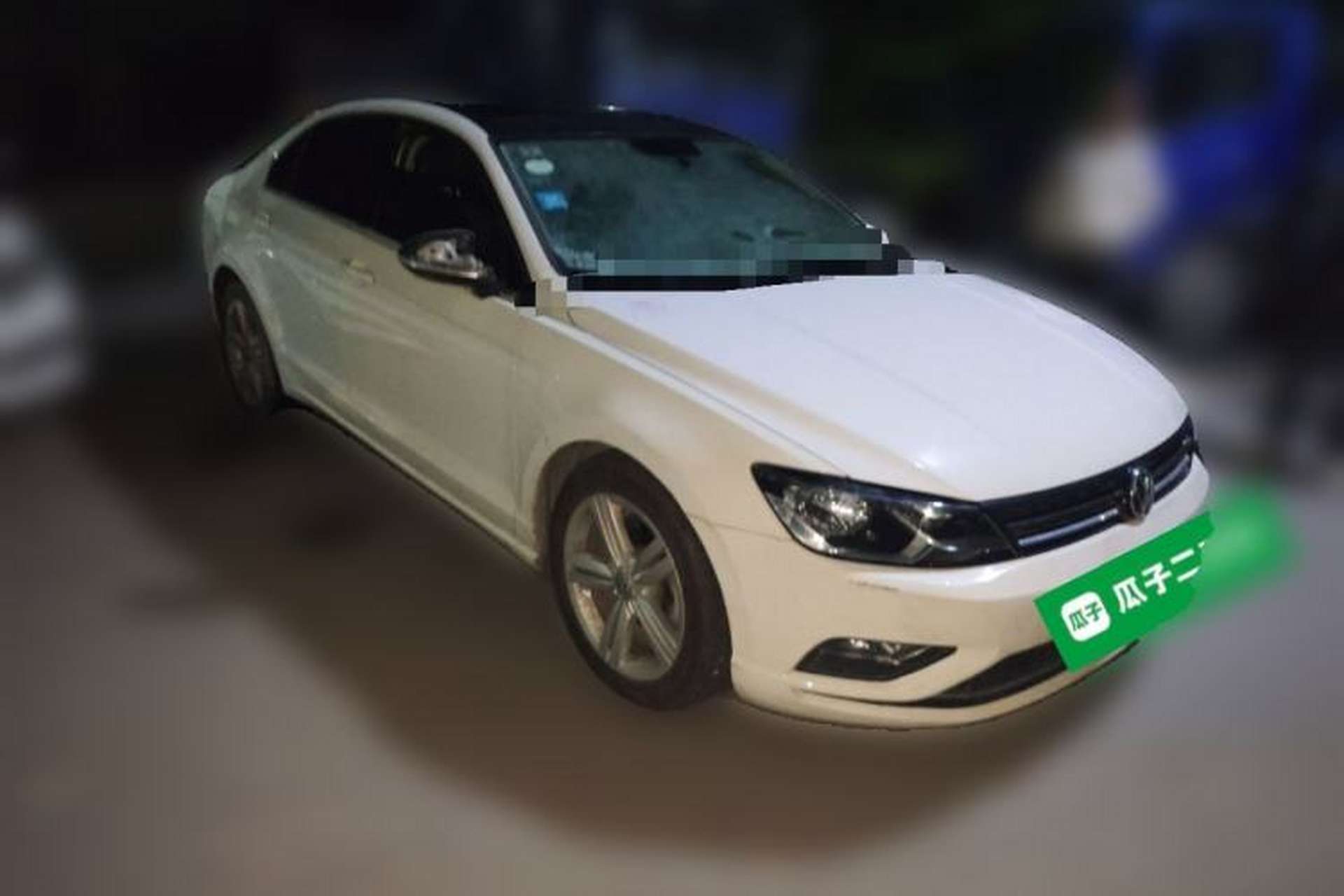 Used Volkswagen Lamando 2017 280TSI DSG Comfort Edition Front Right 45 Deg
