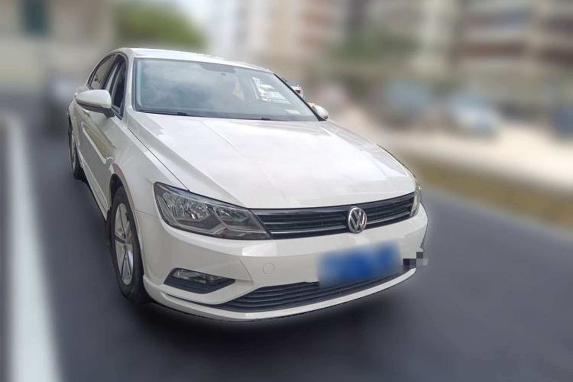 Used Volkswagen Lamando 2017 230TSI DSG Fashion Edition Front Right 45 Deg