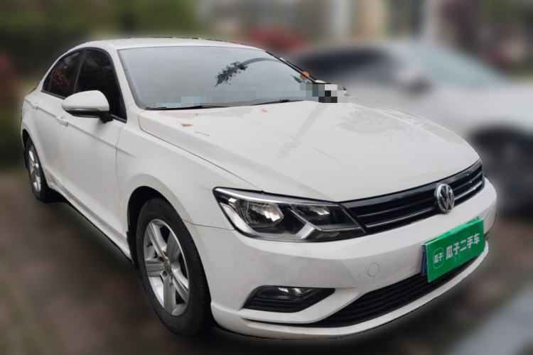 Used Volkswagen Lamando 2017 230TSI DSG Fashion Edition Front Right 45 Deg
