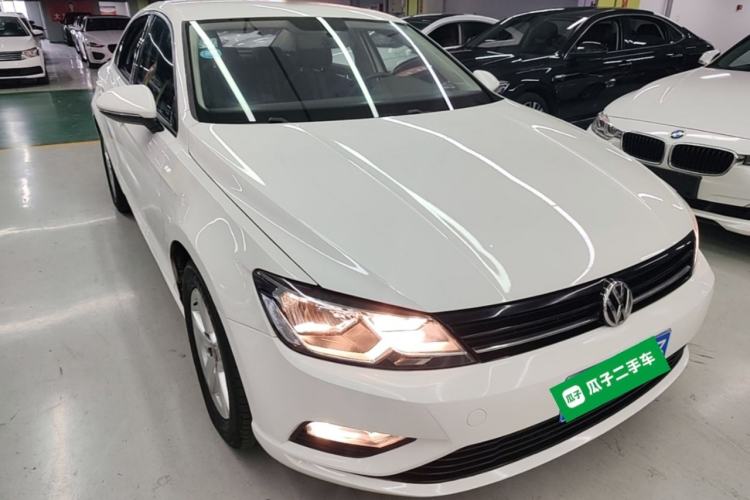 Used Volkswagen Lamando 2017 230TSI DSG Fashion Edition Front Right 45 Deg