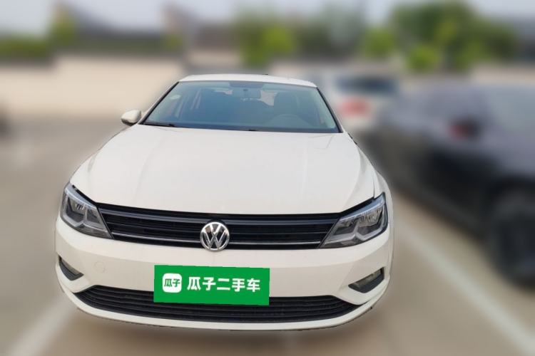 Used Volkswagen Lamando 2017 230TSI DSG Fashion Edition Front