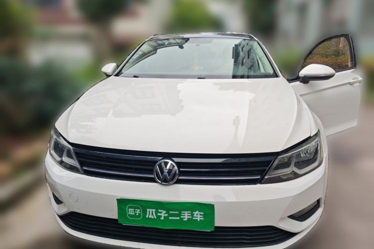 Used Volkswagen Lamando 2017 230TSI DSG Fashion Edition Front