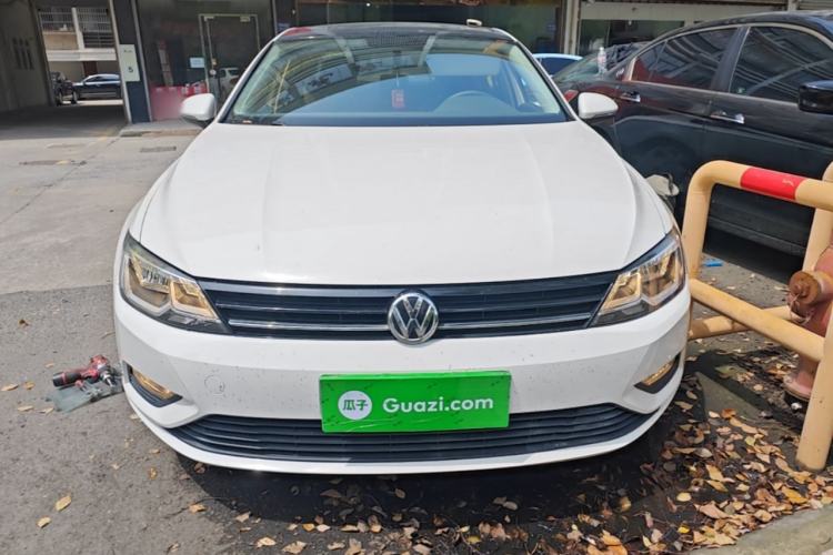 Used Volkswagen Lamando 2017 230TSI DSG Fashion Edition Front