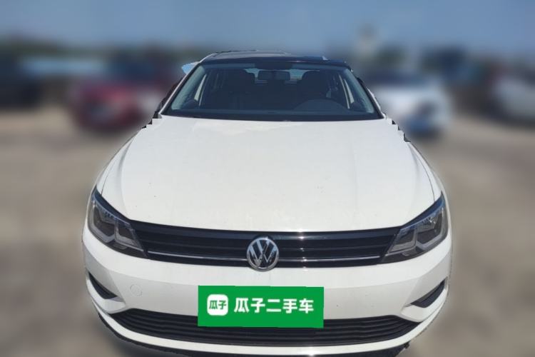 Used Volkswagen Lamando 2017 230TSI Manual Trend Edition Front