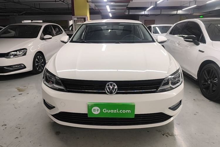 Used Volkswagen Lamando 2017 230TSI DSG Fashion Edition Front
