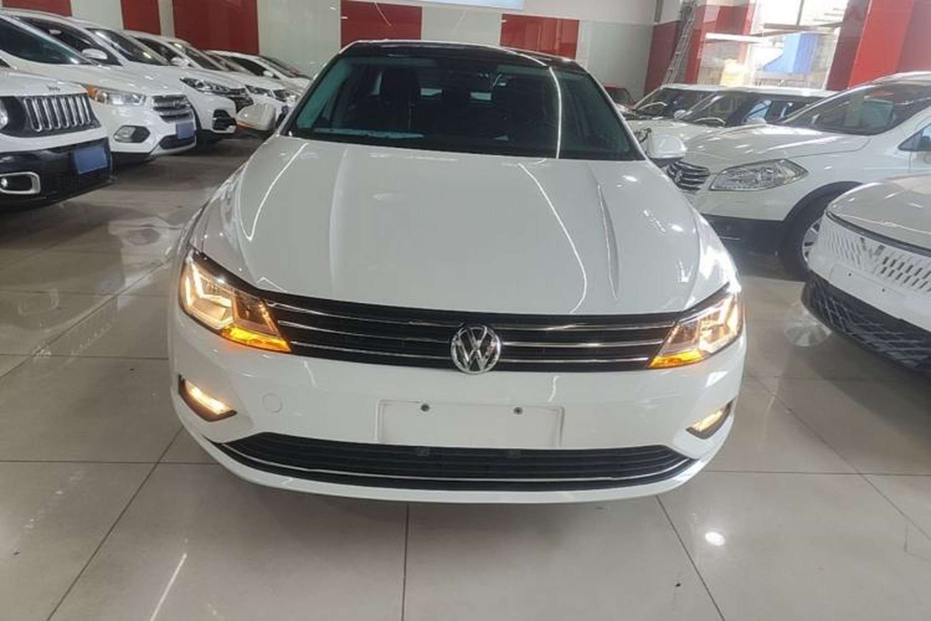 Used Volkswagen Lamando 2017 230TSI DSG Fashion Edition Front