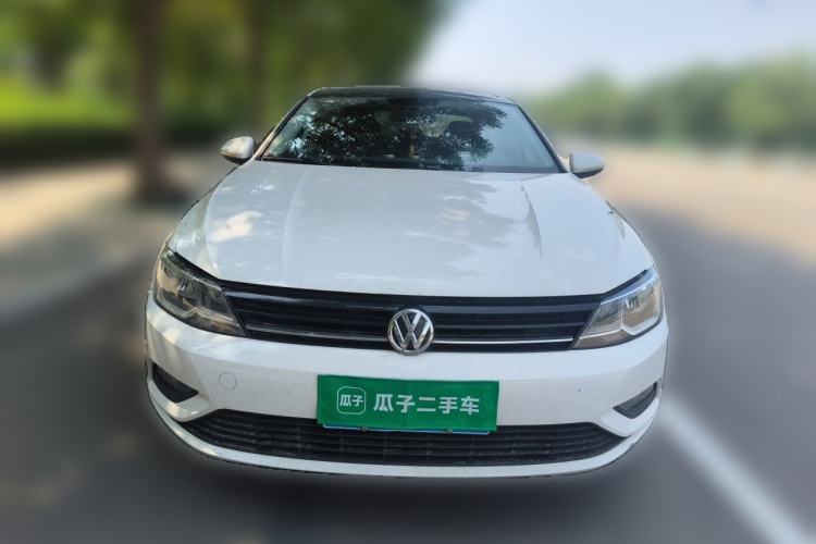 Used Volkswagen Lamando 2017 230TSI Manual Trend Edition Front