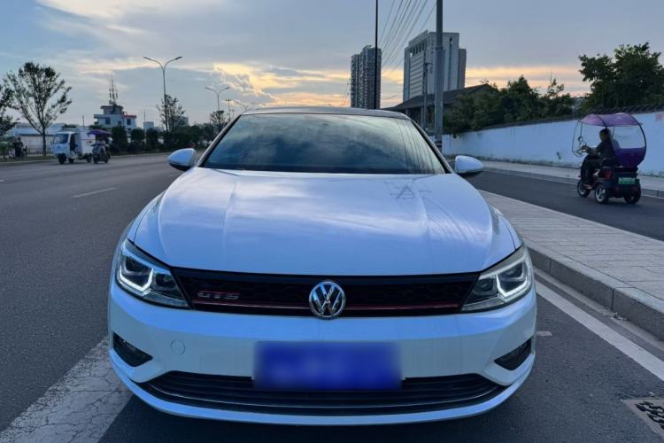 Used Volkswagen Lamando 2017 280TSI DSG Comfort Edition Front