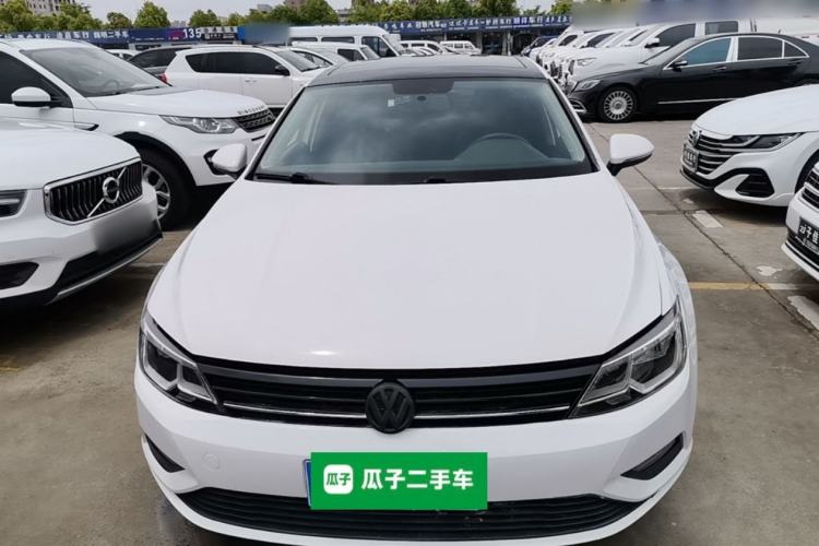 Used Volkswagen Lamando 2017 230TSI DSG Fashion Edition Front