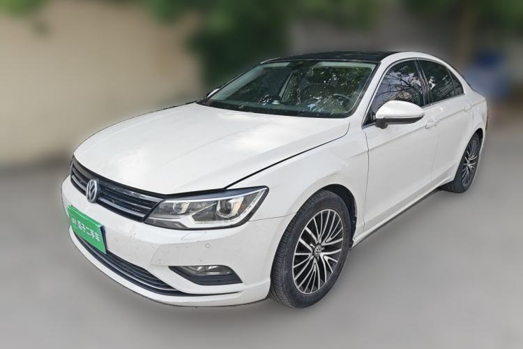 Used Volkswagen Lamando 2017 280TSI DSG Luxury Edition Guazi used car, China used car export, Used car for sale, Used  cars, Cheapest cars for sale