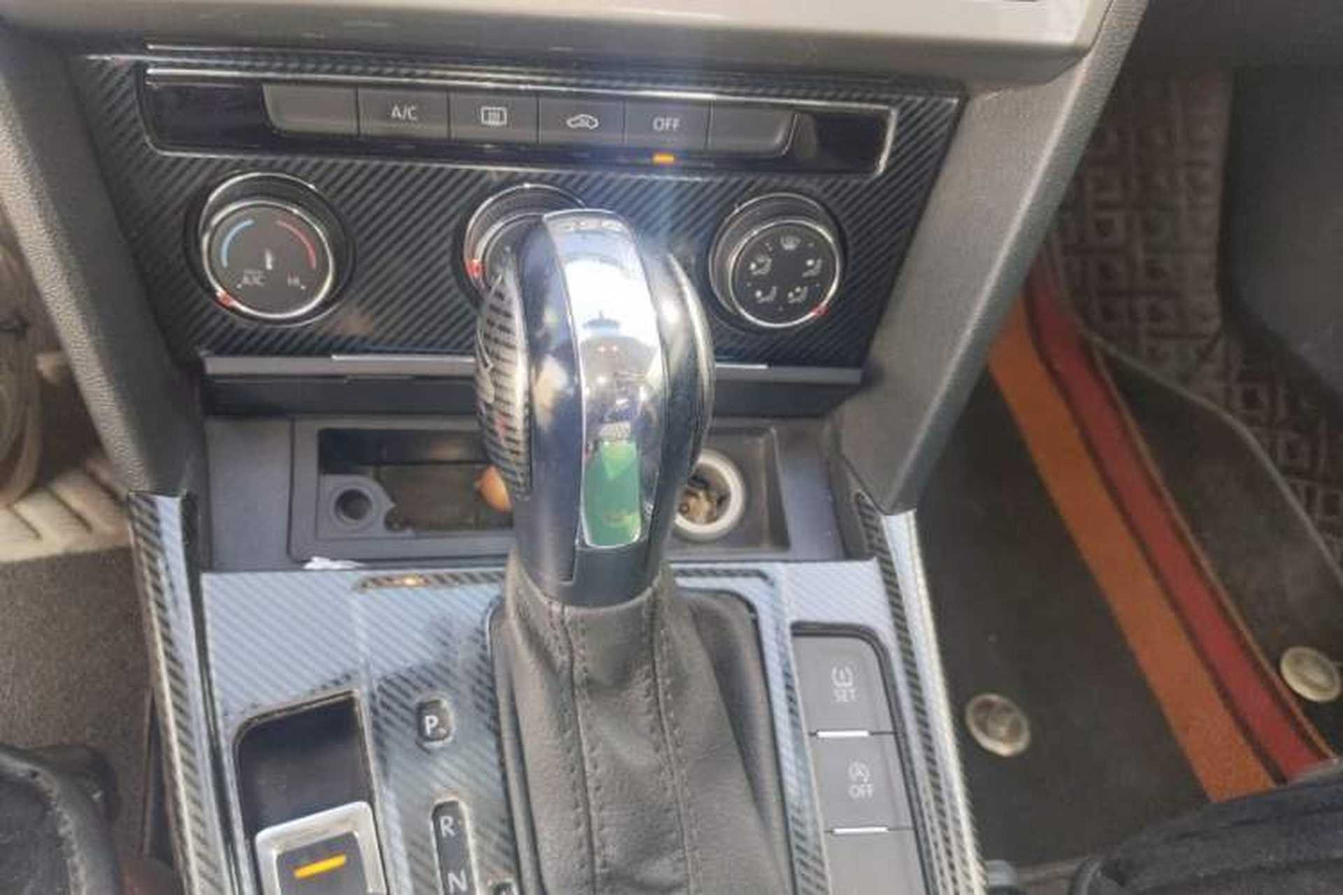 Used Volkswagen Lamando 2017 230TSI DSG Fashion Edition Gear Lever