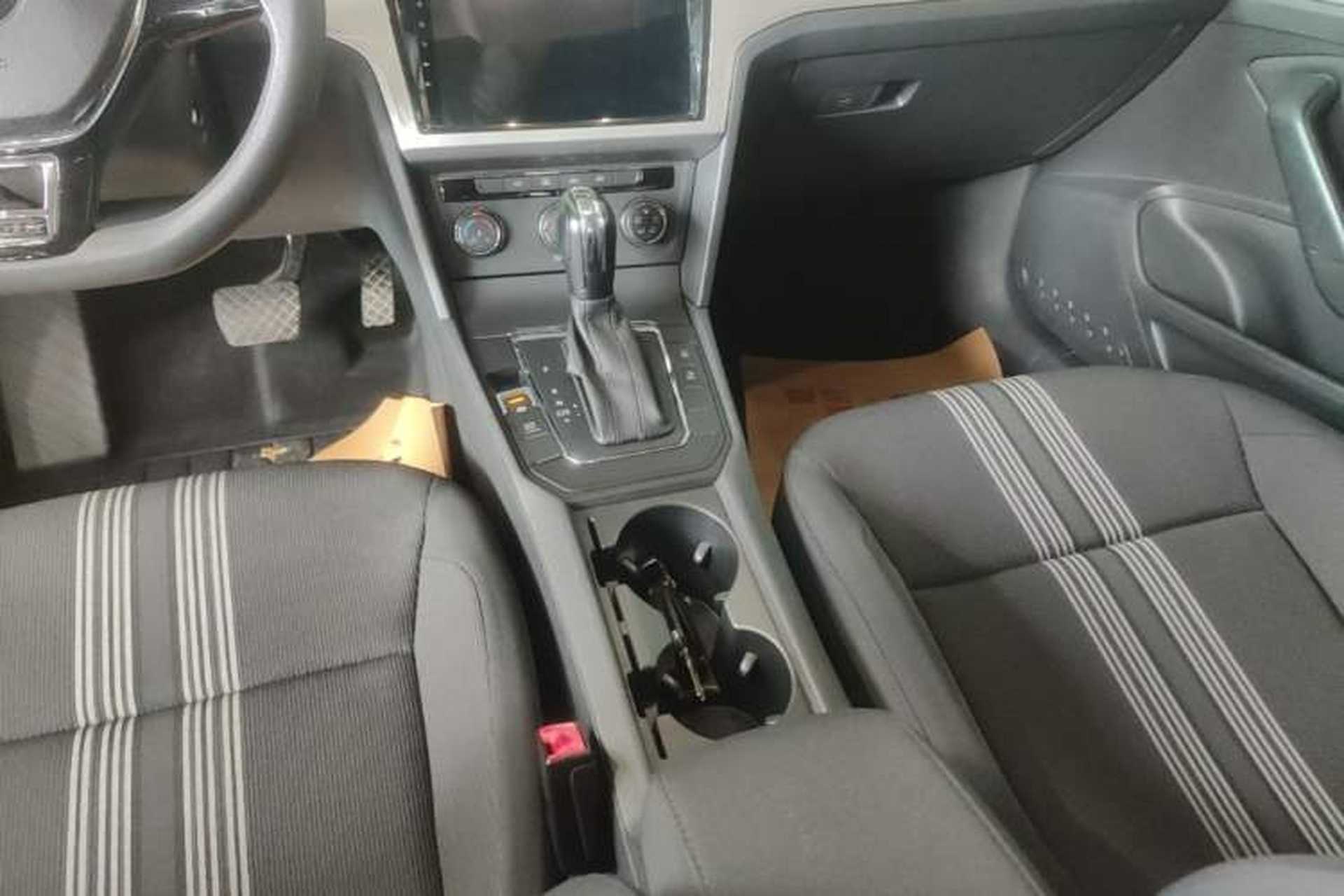 Used Volkswagen Lamando 2017 230TSI DSG Fashion Edition Gear Lever