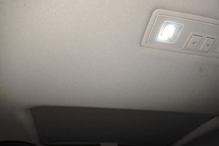 Used Volkswagen Lamando 2017 230TSI DSG Fashion Edition Headliner