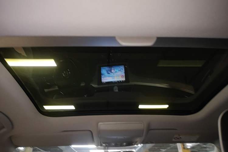 Used Volkswagen Lamando 2017 230TSI DSG Fashion Edition Headliner