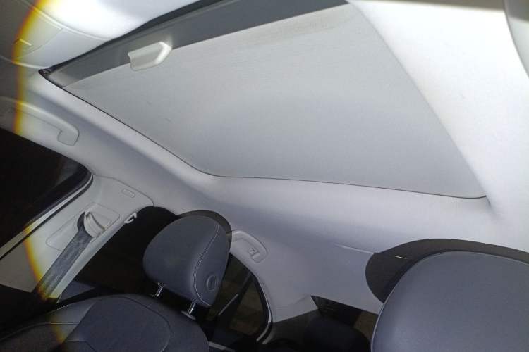 Used Volkswagen Lamando 2017 280TSI DSG Comfort Edition Headliner