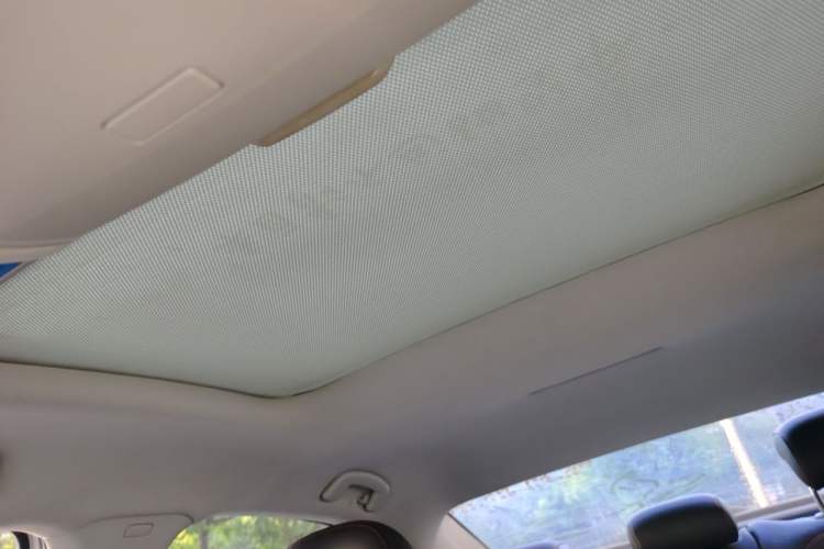 Used Volkswagen Lamando 2017 230TSI DSG Fashion Edition Headliner