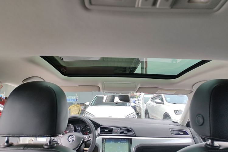 Used Volkswagen Lamando 2017 280TSI DSG Comfort Edition Headliner