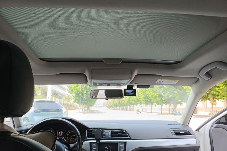 Used Volkswagen Lamando 2017 280TSI DSG Comfort Edition Headliner