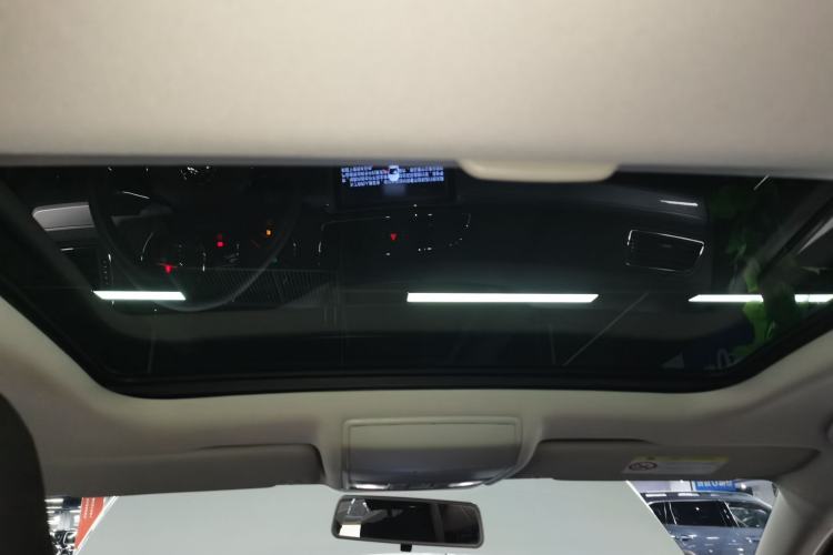Used Volkswagen Lamando 2017 230TSI DSG Fashion Edition Headliner