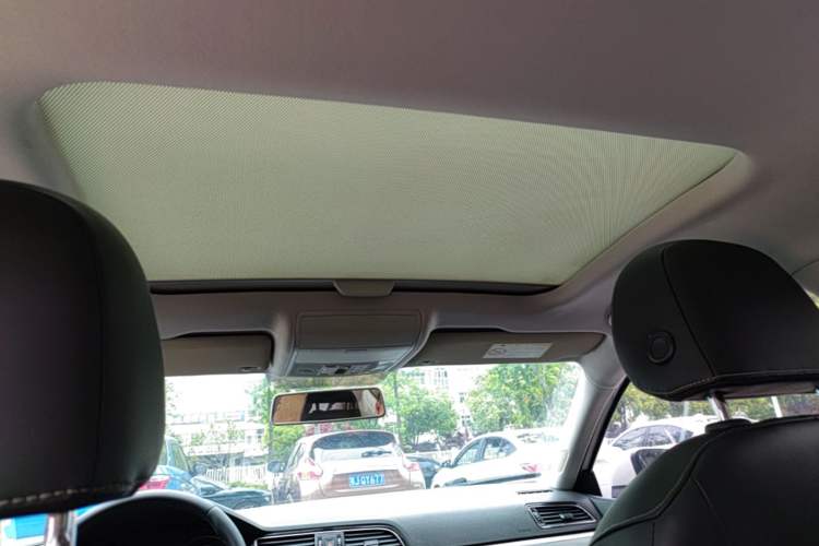 Used Volkswagen Lamando 2017 280TSI DSG Comfort Edition Headliner