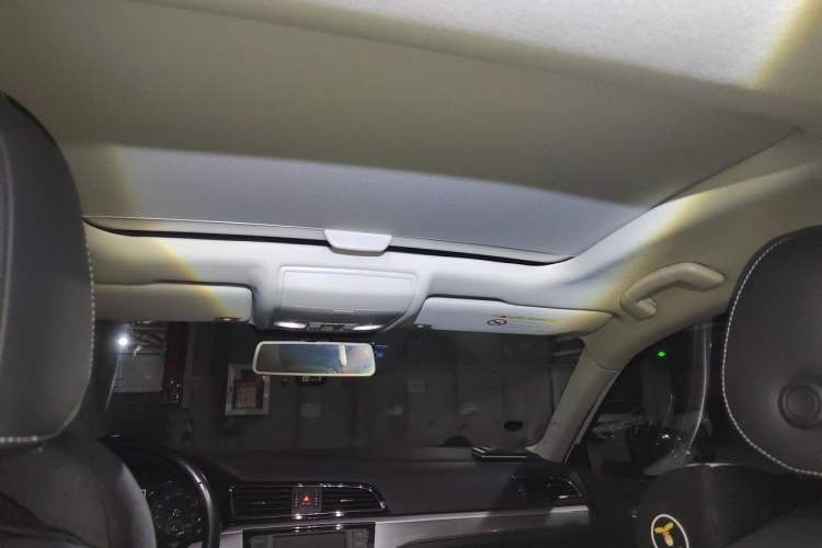 Used Volkswagen Lamando 2017 280TSI DSG Comfort Edition Headliner