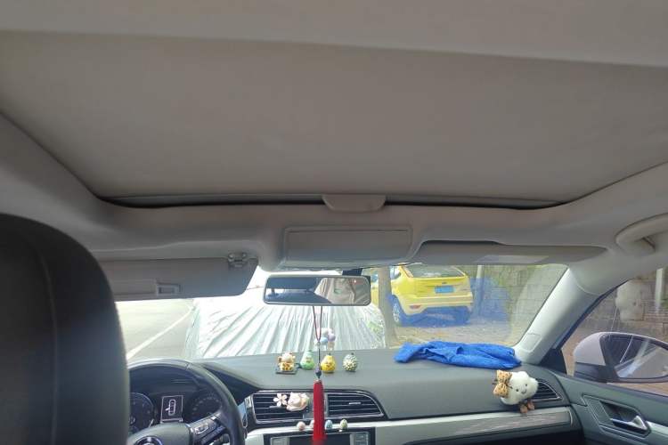 Used Volkswagen Lamando 2017 280TSI DSG Comfort Edition Headliner