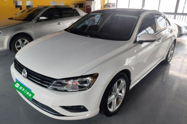 Used Volkswagen Lamando 2017 280TSI DSG Comfort Edition Guazi used car, China used car export, Used car for sale, Used cars, Cheapest cars for sale