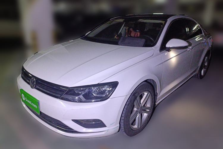 Used Volkswagen Lamando 2017 280TSI DSG Comfort Edition Guazi used car, China used car export, Used car for sale, Used  cars, Cheapest cars for sale
