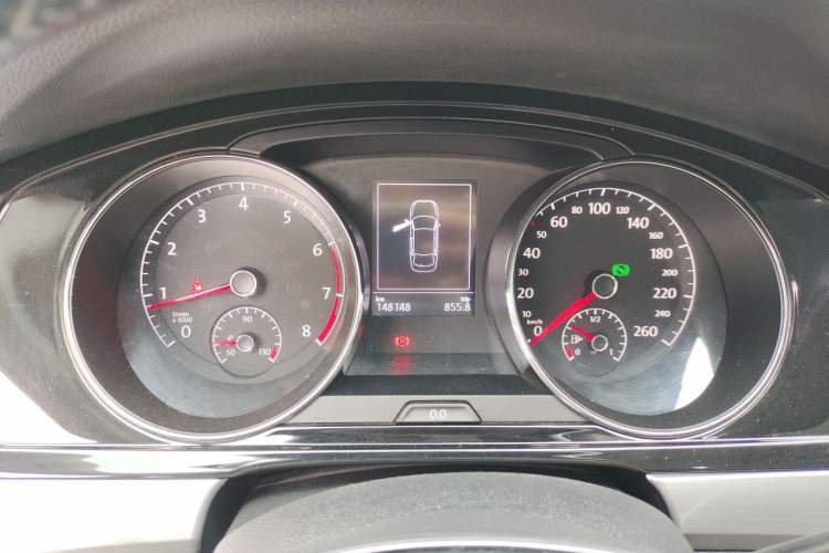 Used Volkswagen Lamando 2017 280TSI DSG Comfort Edition Instrument Cluster