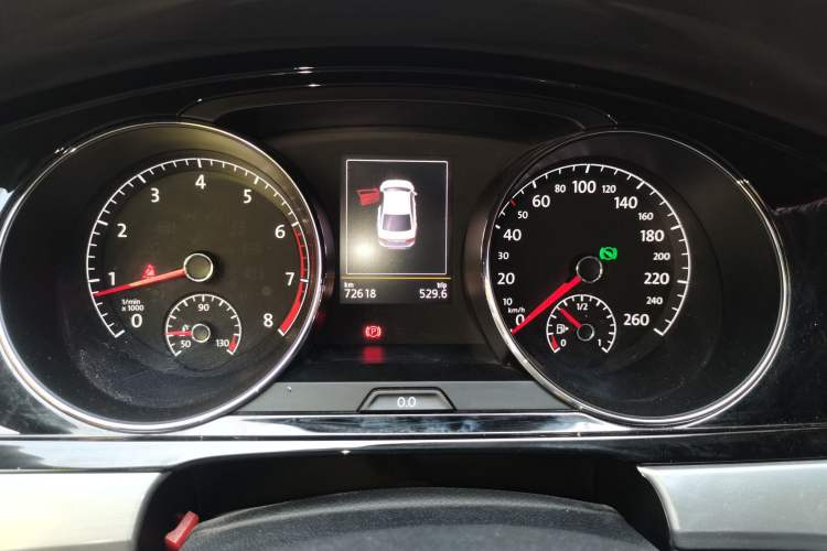 Used Volkswagen Lamando 2017 280TSI DSG Luxury Edition Instrument Cluster