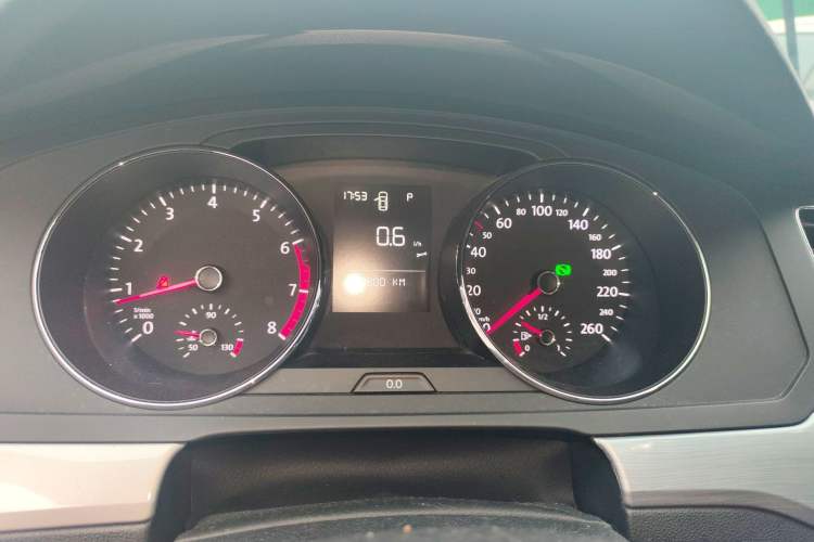 Used Volkswagen Lamando 2017 230TSI DSG Fashion Edition Instrument Cluster