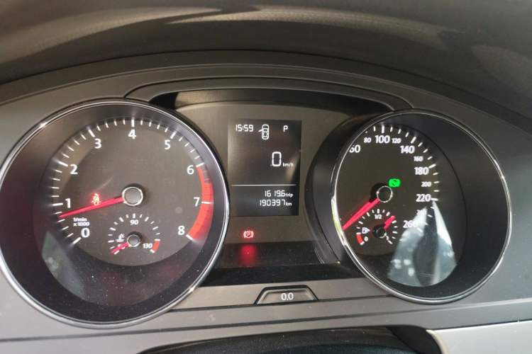 Used Volkswagen Lamando 2017 230TSI DSG Fashion Edition Instrument Cluster