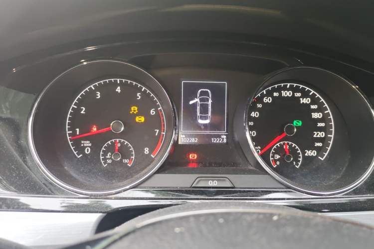 Used Volkswagen Lamando 2017 280TSI DSG Comfort Edition Instrument Cluster